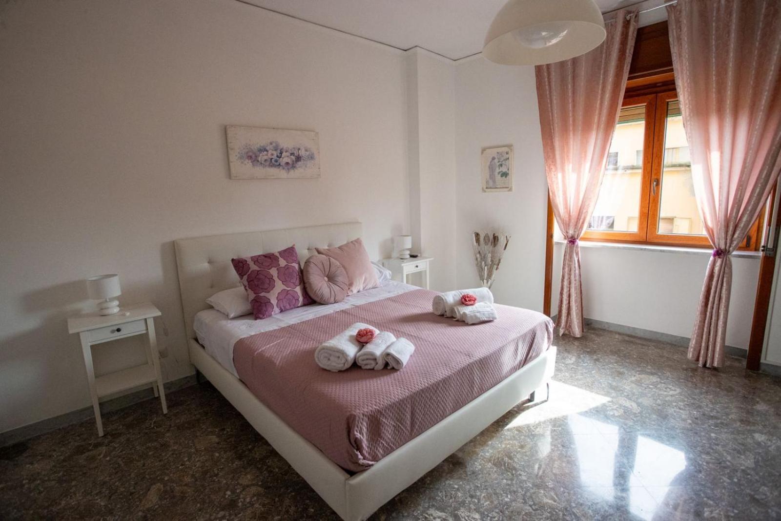 House Apartment *